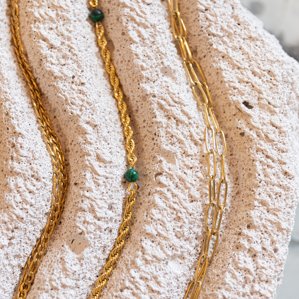 Emerald Rope Neckalce