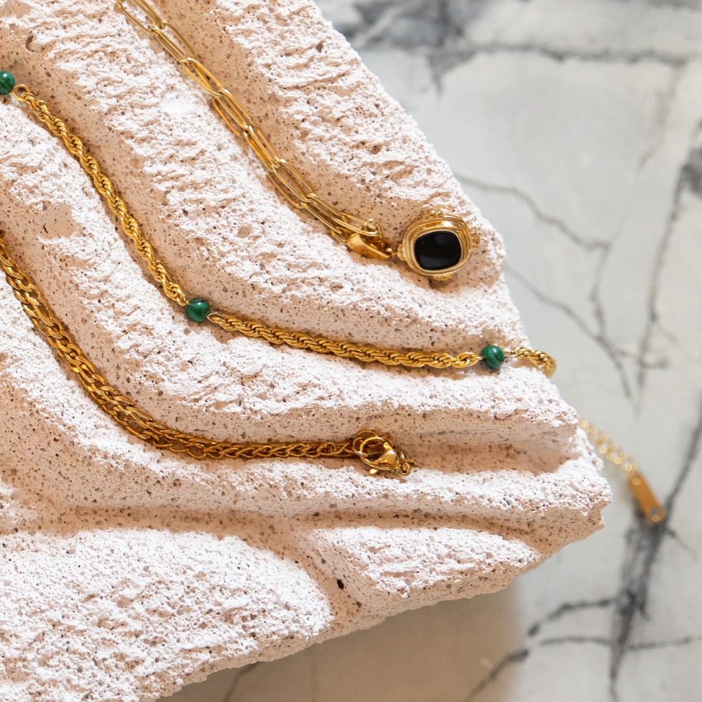 Emerald Rope Neckalce