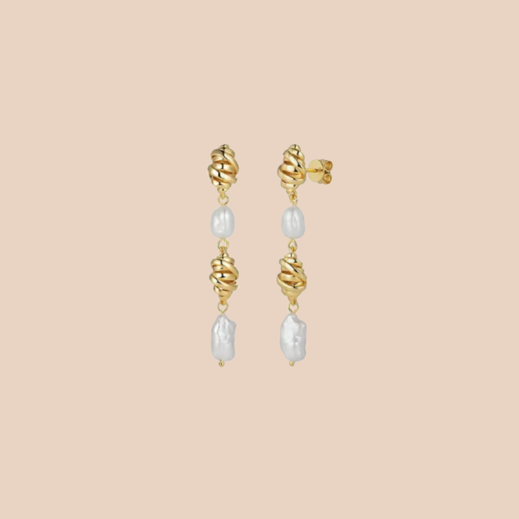 Pearly Drip Earring