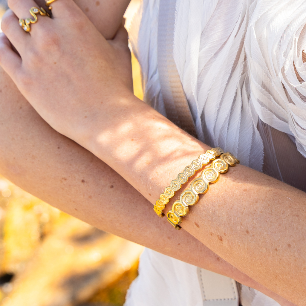 Nova Bangle Small Swirl