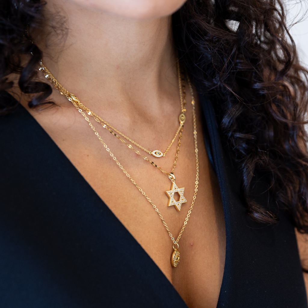 Judi Chain Eye Necklace Gold