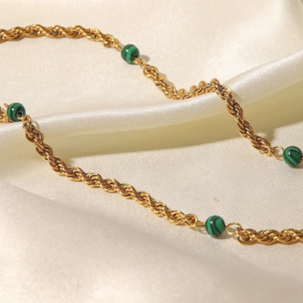 Emerald Rope Neckalce