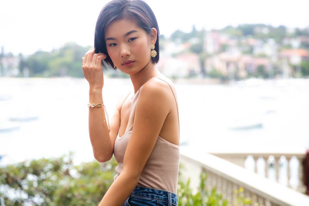 Gold Roman Drop Earrings - Chuchka