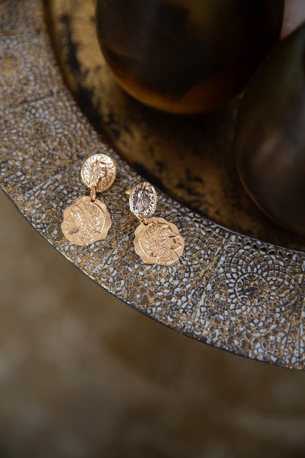 Gold Roman Drop Earrings - Chuchka