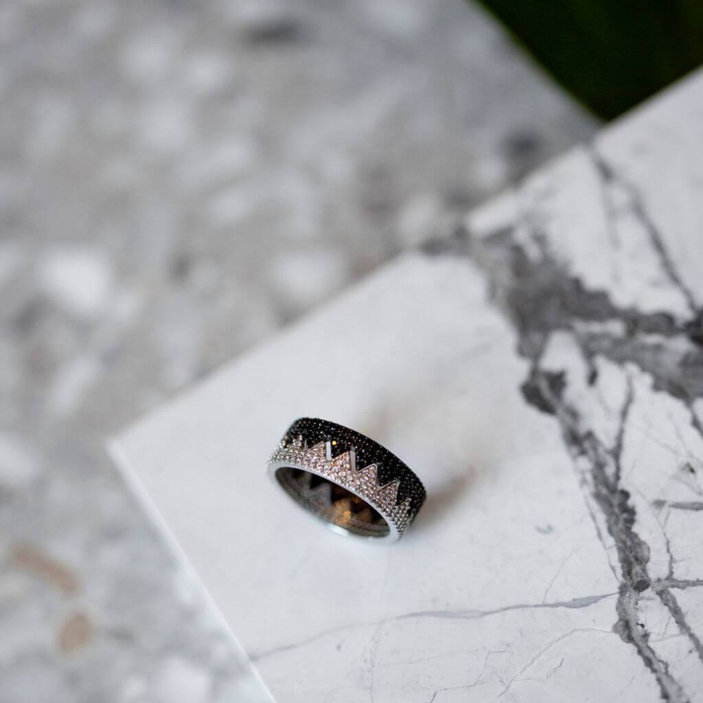 Crown Ring - Black - Chuchka