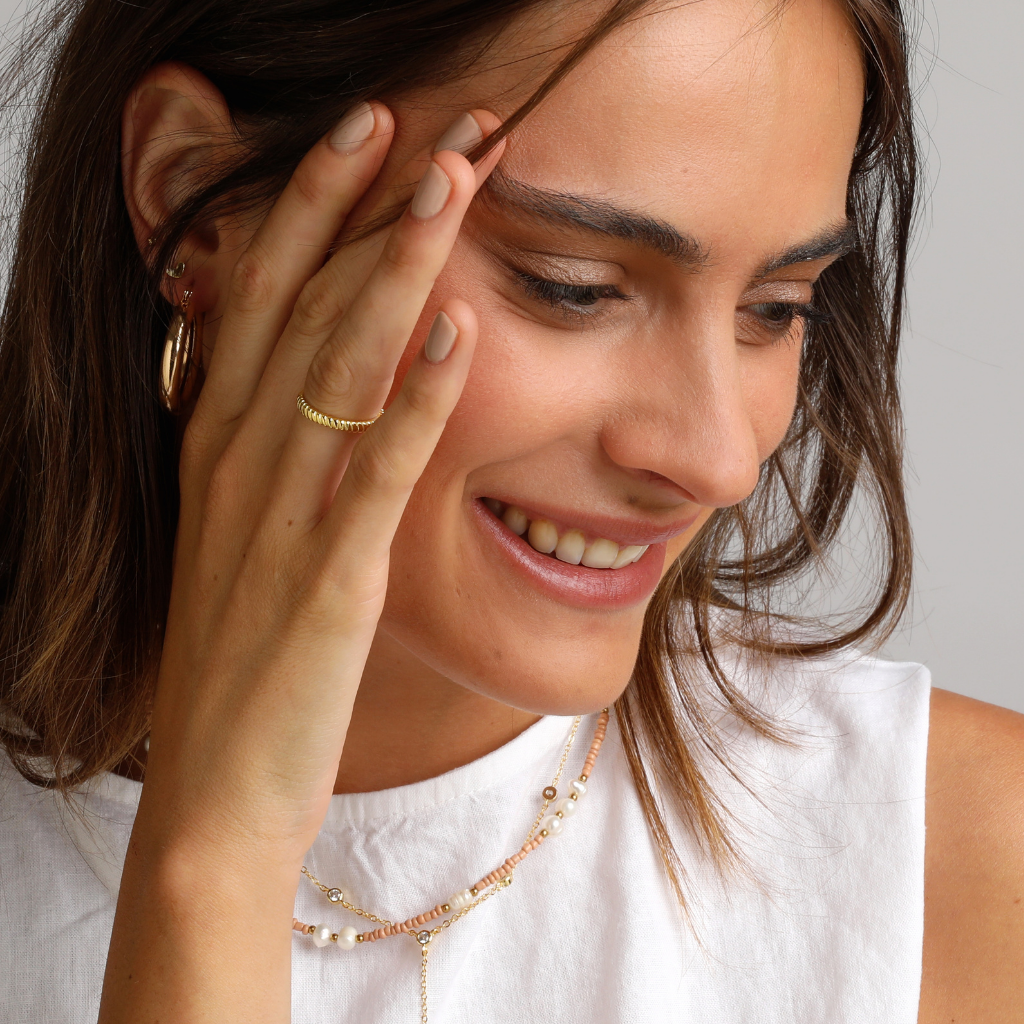 Chuchka Pearl Nude Necklace