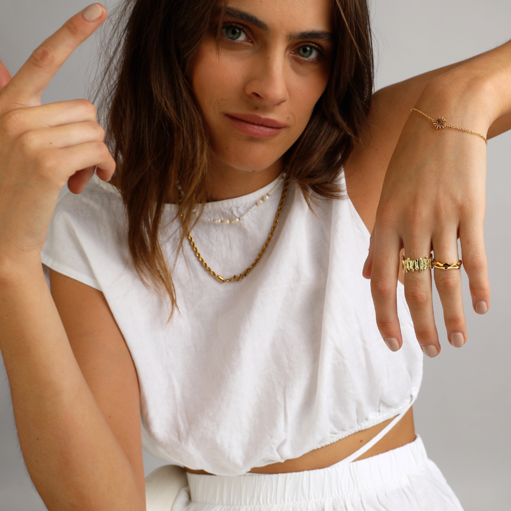 Chuchka Crush Bar Ring