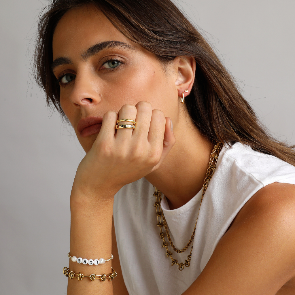 chuchka mini heart stud