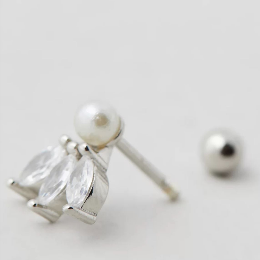 Chuchka Pearl CZ Stud