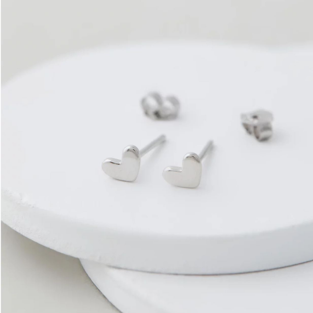 Chuchka Mini Heart Stud SIlver